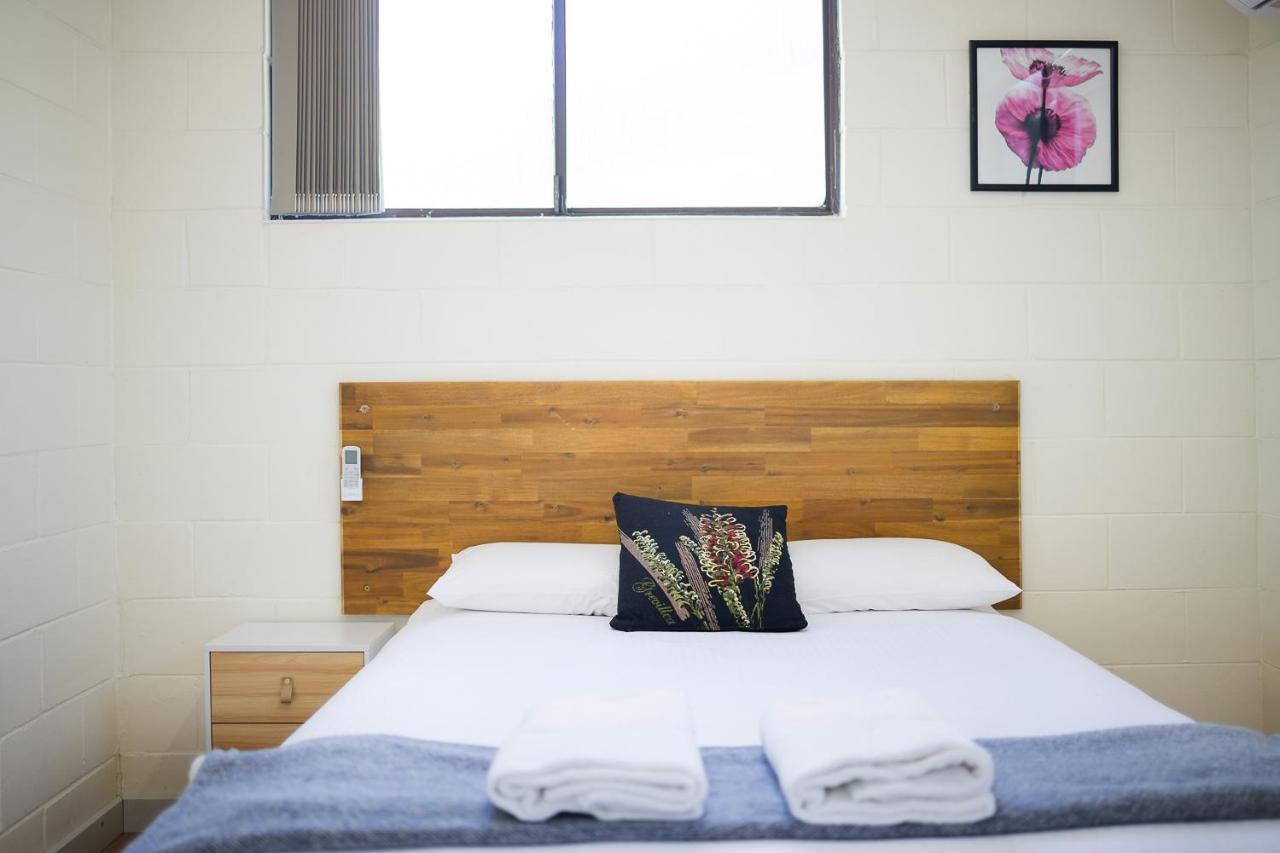 Plainsman Motel Forbes Exteriér fotografie