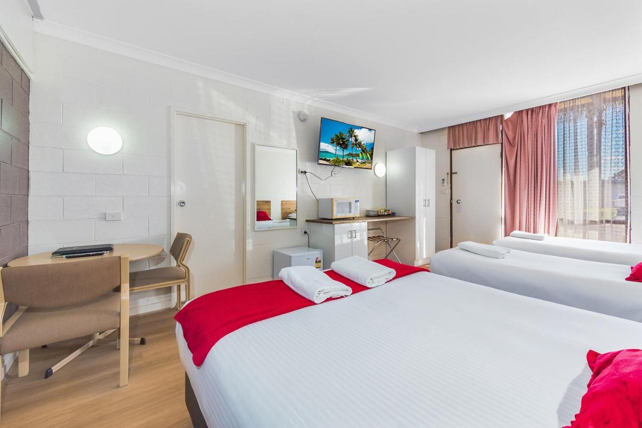 Plainsman Motel Forbes Exteriér fotografie