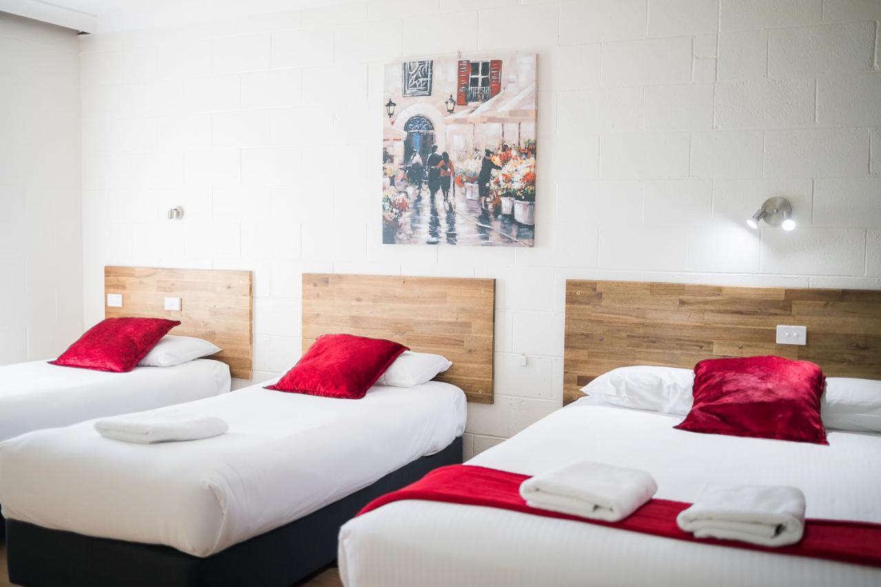 Plainsman Motel Forbes Exteriér fotografie